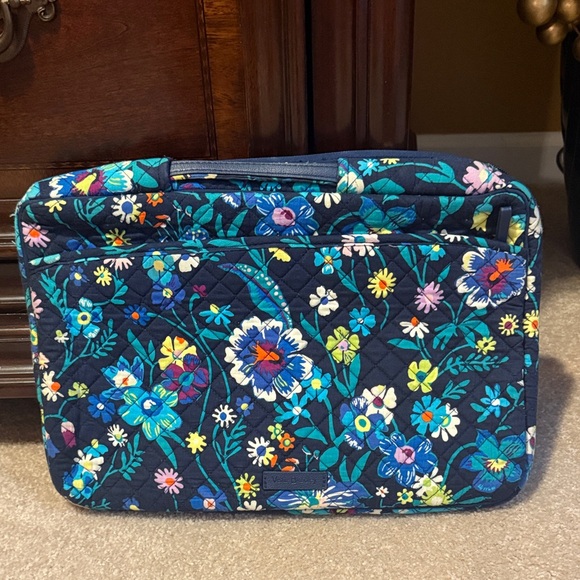 Vera Bradley laptop case - Picture 1 of 5